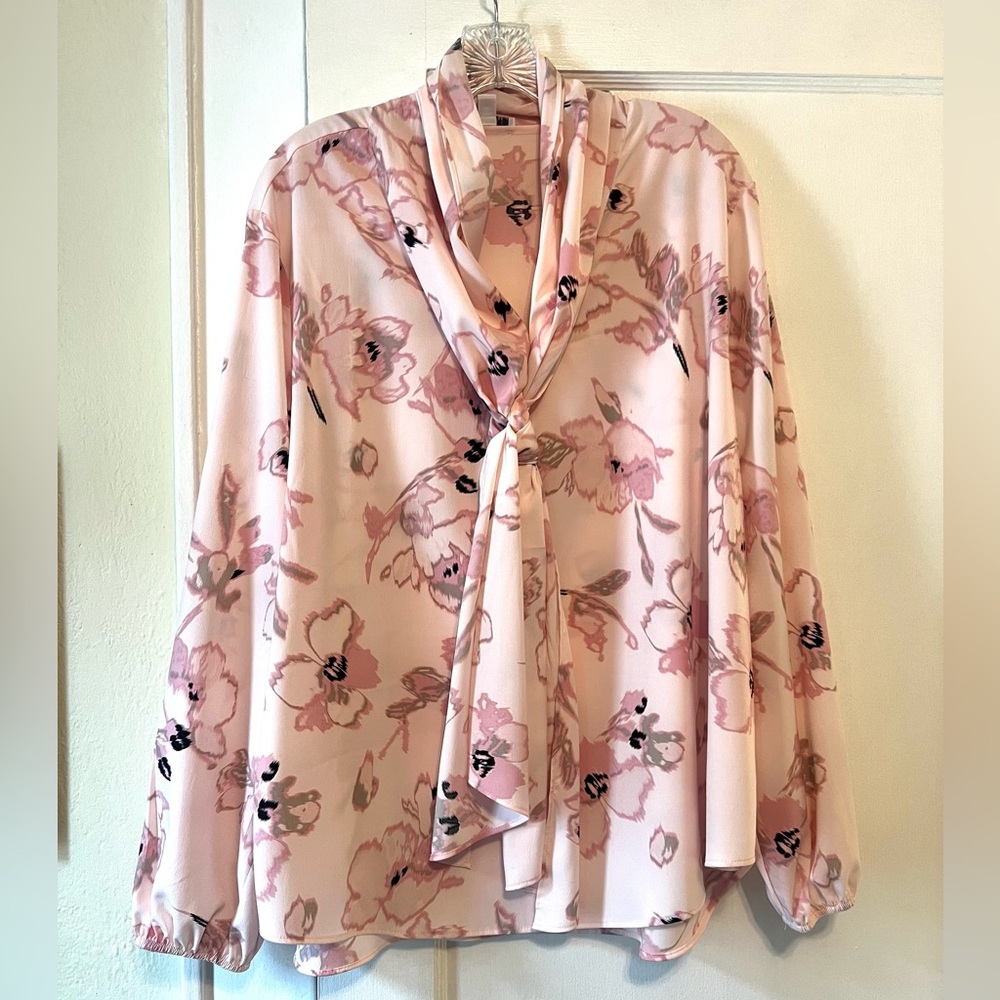 Bar III pink floral blouse NWOT